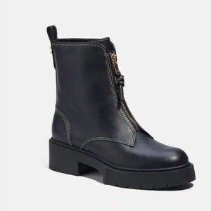Coach Liza Boot worn once size 9.5 like chic Dr Martens